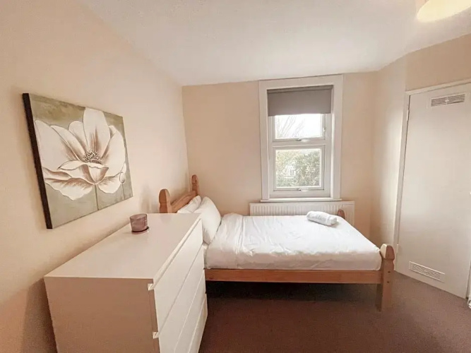 Borden Terrace by Kasar Stays