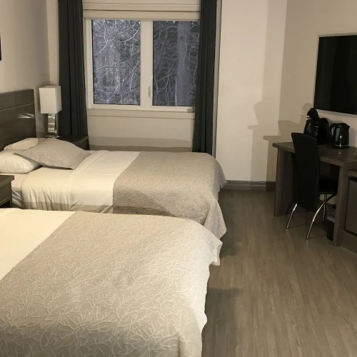 Deluxe Quadruple room