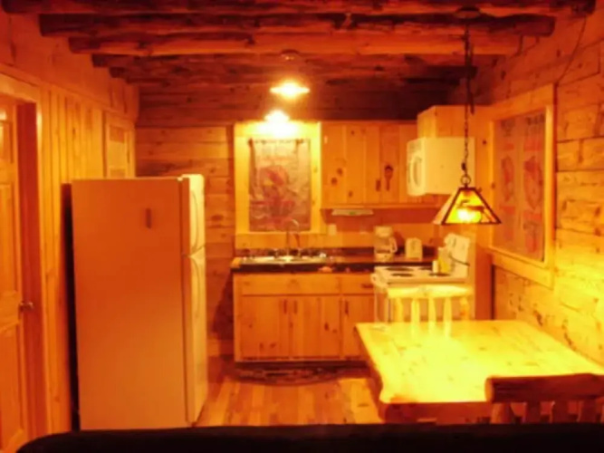 Diamond Lake Cabins