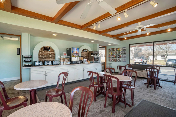 Econo Lodge Inn & Suites Resort - Rehoboth Beach photo 18