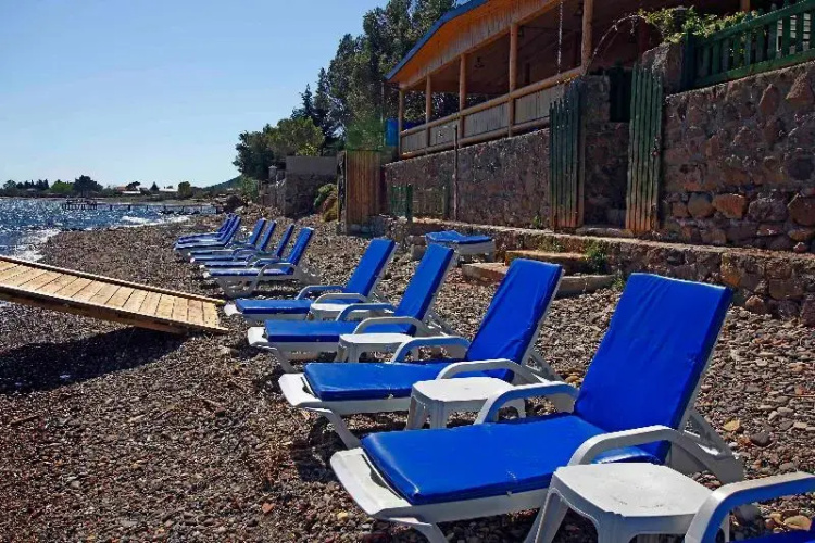Zena Beach Bungalows