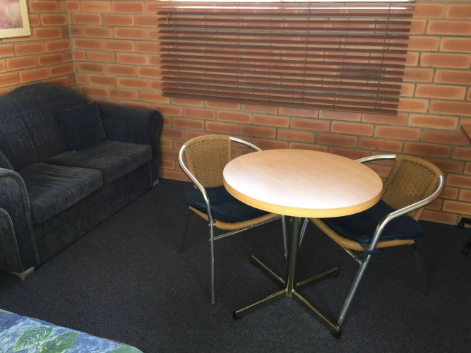 Gunsynd Motor Inn