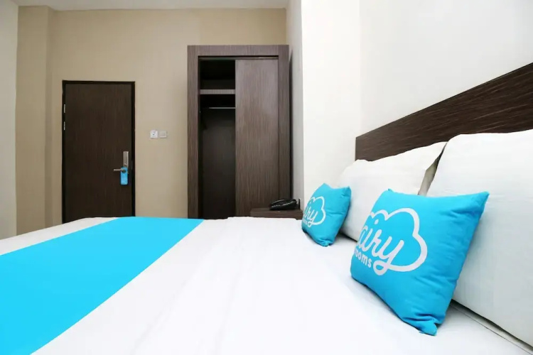 Airy Pelabuhan Makassar Timor 63