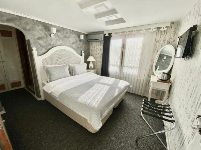 Standard Double room with garden view