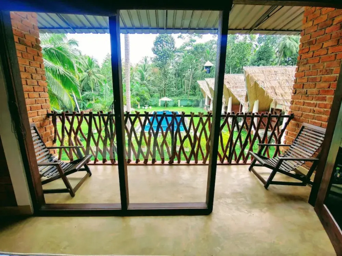 Airport resort