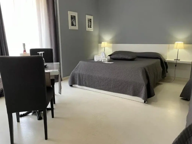 Suite with balcony