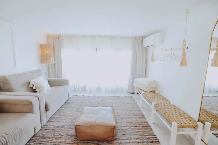 2 Bedrooms Grand Apartment with balcony