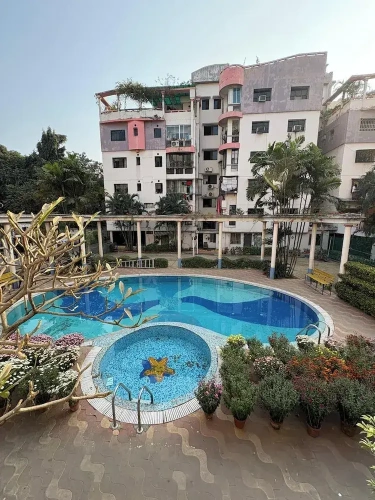 2 Bedrooms Apartment