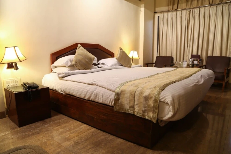 Standard Basement room