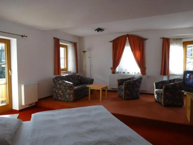 1 Bedroom Apartment with balcony