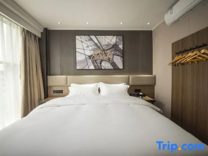 Standard Double room with view