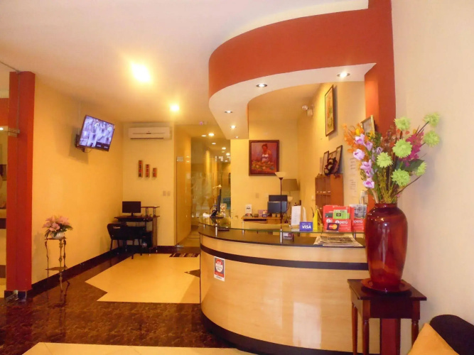 Palau Amazonas Hotel
