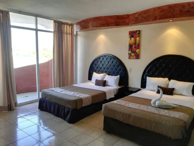 Dorada Inn