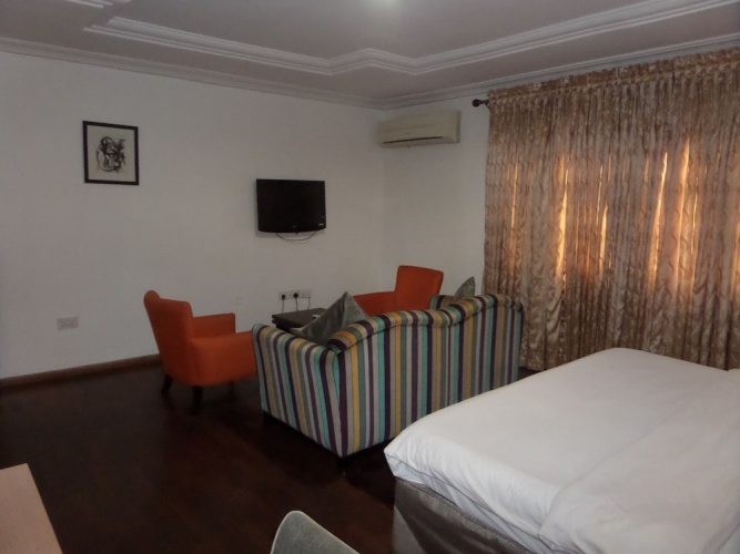 Heritage House Hotel