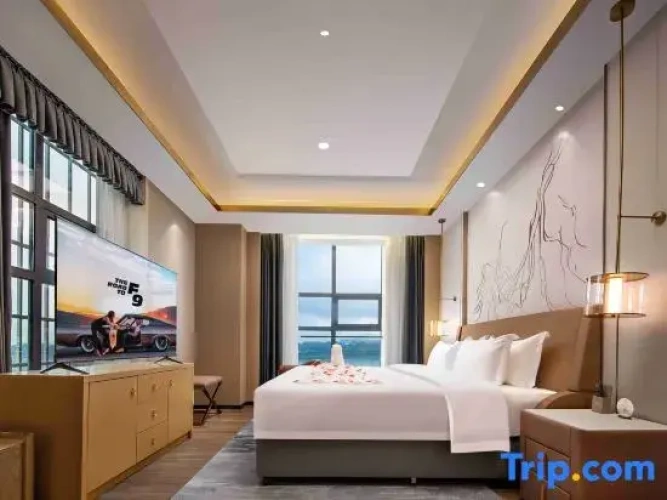 Deluxe Suite with river view