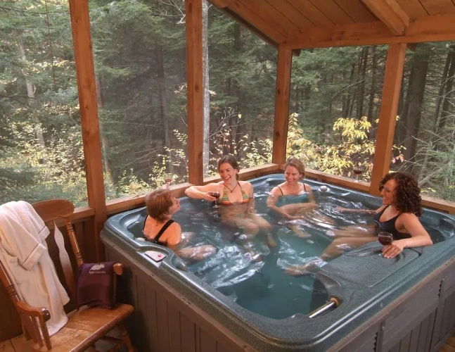 1 Bedroom Deluxe room with mountain view
