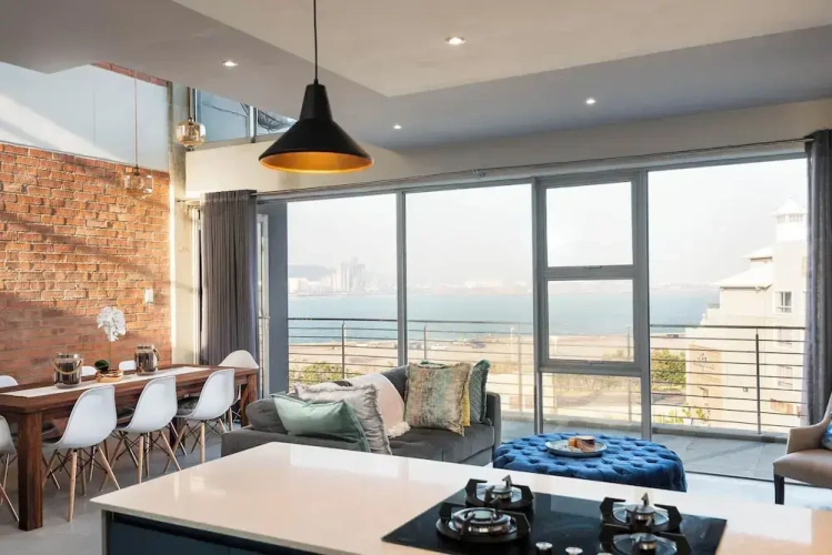 2 Bedrooms Apartment with balcony