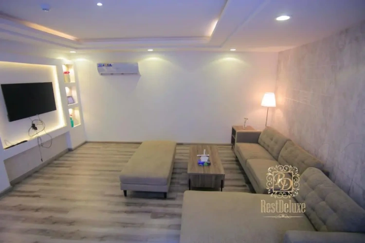 Deluxe Suite