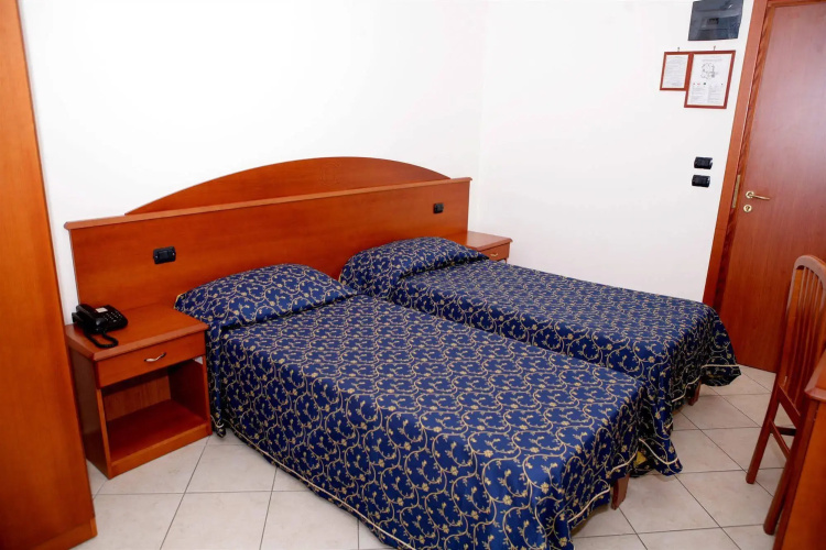 Hotel Castelmonardo