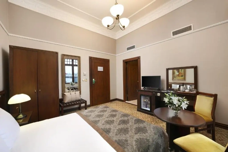 Deluxe Twin room with Bosphorus view