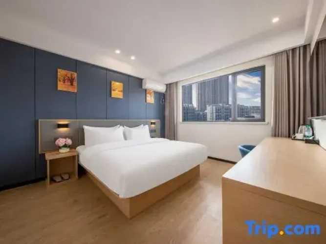 Standard Double room with view