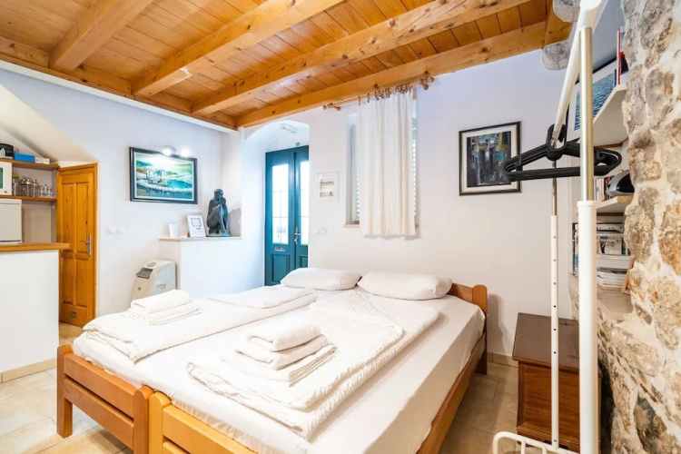 Studio Apartment Pupa