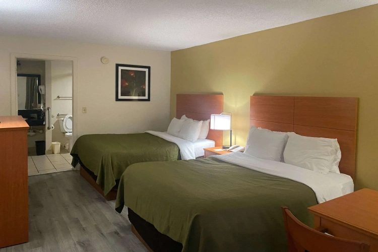 Standard Quadruple room
