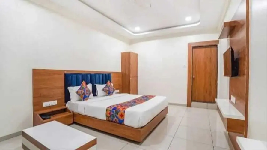 Hotel Akshar Palace