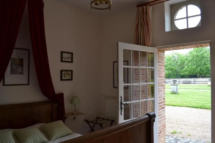 Standard Double room with view