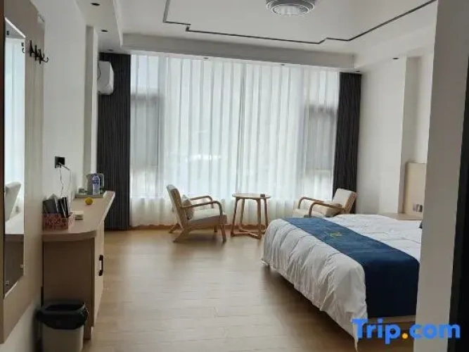 Standard Double room with view