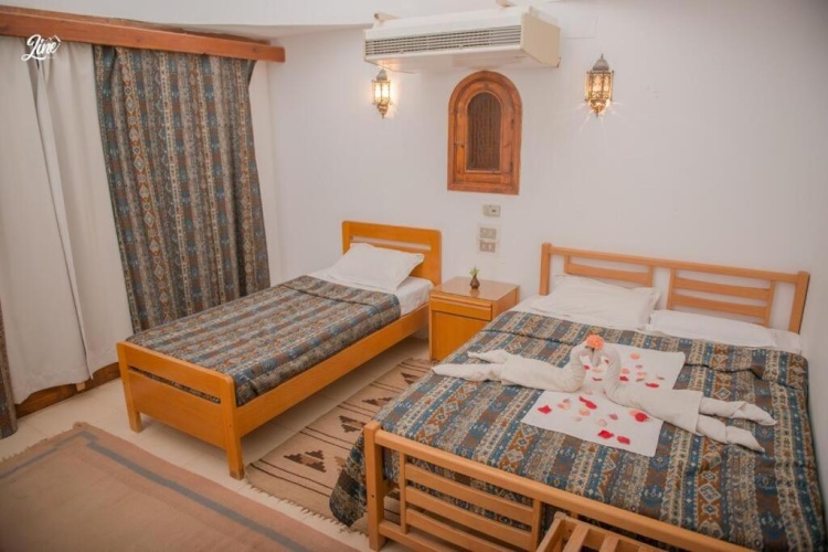 Superior Twin room with sea view