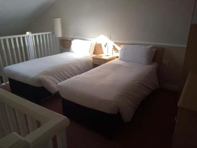 Moreton Park Lodge
