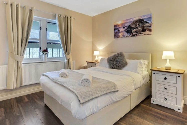 2 Bedrooms Apartment with balcony