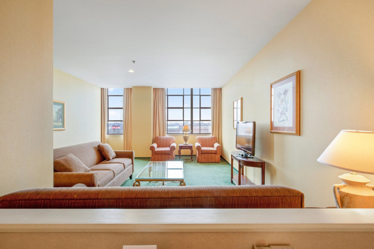 OYO Hotel St. Louis Downtown City Center MO