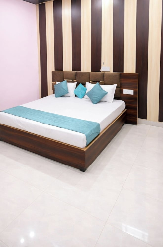 Hotel Pushpanjali Grand Ayodhya