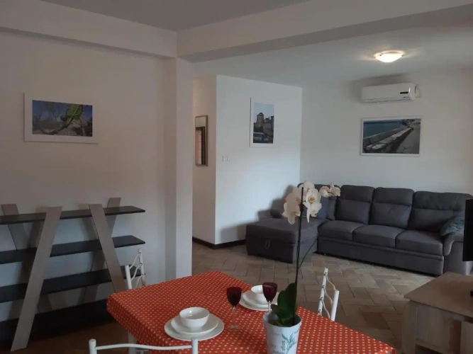 Apartment with balcony
