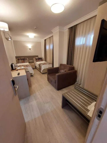 Economy room