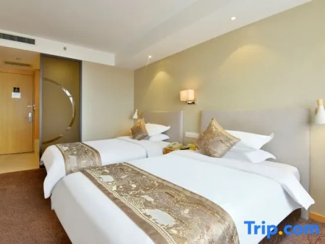 Standard Double room with view