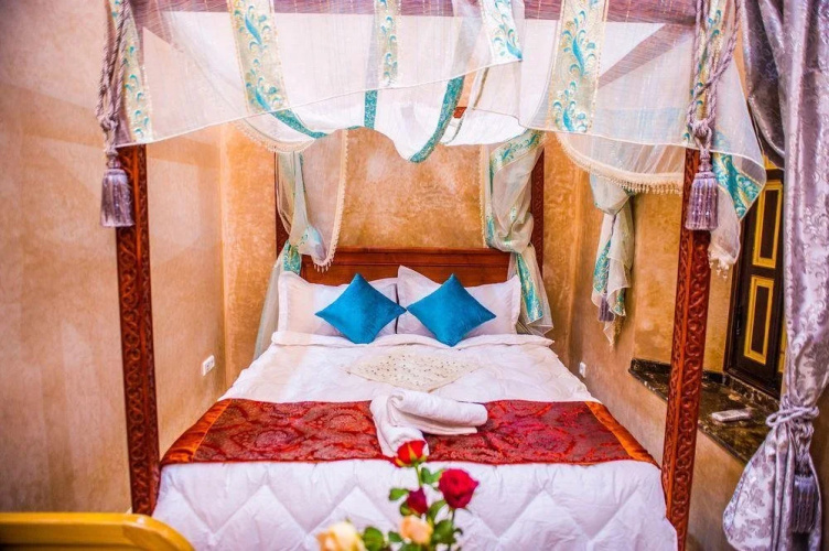 Riad Qamar Zamane 2