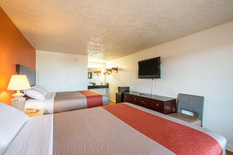 Deluxe Quadruple room