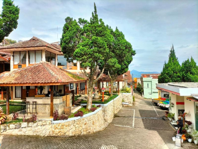 Nur Alam Hotel Lembang