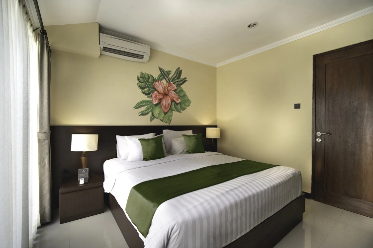 2 Bedrooms Apartment