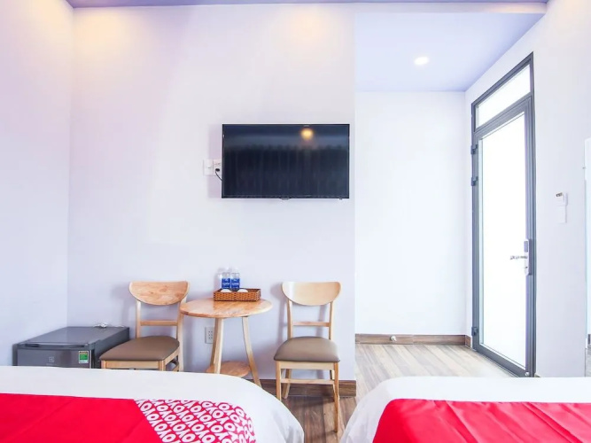 OYO 728 Thy Thy Hotel