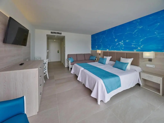 Aparthotel y Hotel Paguera Beach