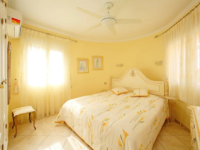 Villa Bombilla