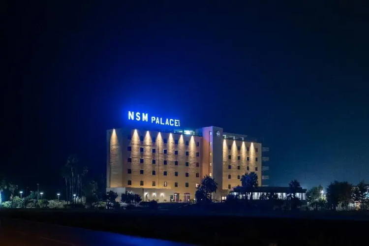 Nsm Palace Hotel
