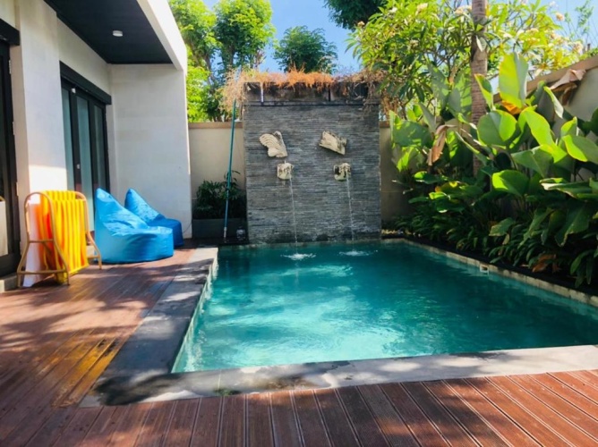 2 Bedrooms Villa
