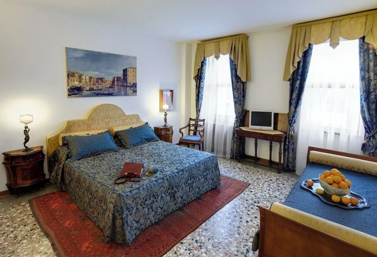 Luxury room