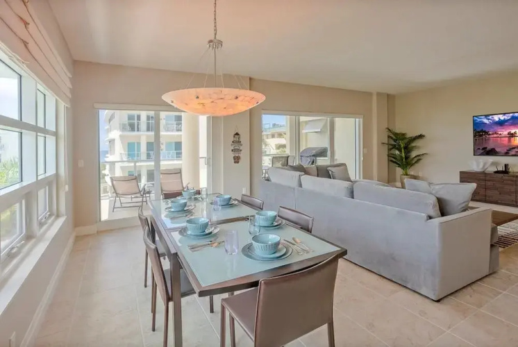 Crescent Condos by Beachside Management