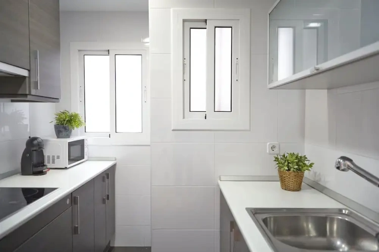3 Bedrooms Apartment